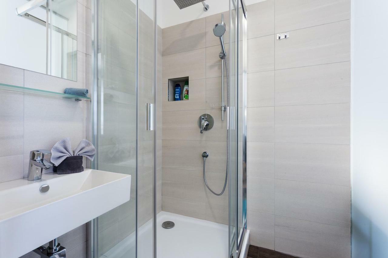 Boutique 5 Minutes To Centre Apartment